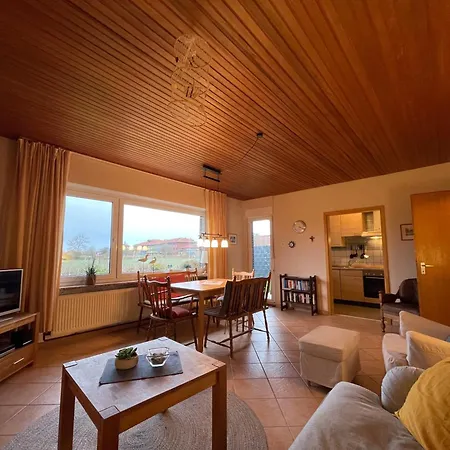 Haus Willi Mit Hund In Dom wakacyjny Schillig