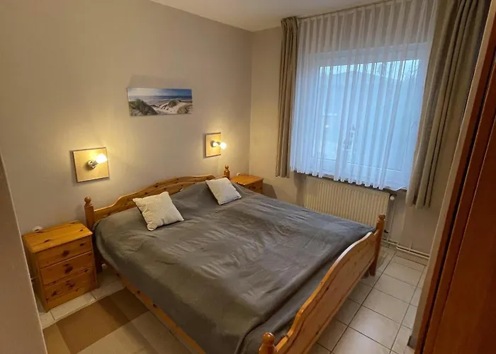 Haus Willi Mit Hund In